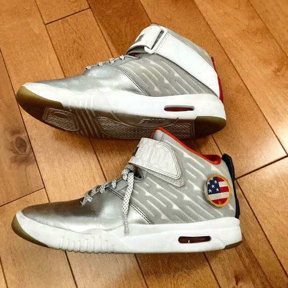 Nike Air LeBron Akronite QS GS 'All Star Galaxy' Size 6 - Picture 8 of 15